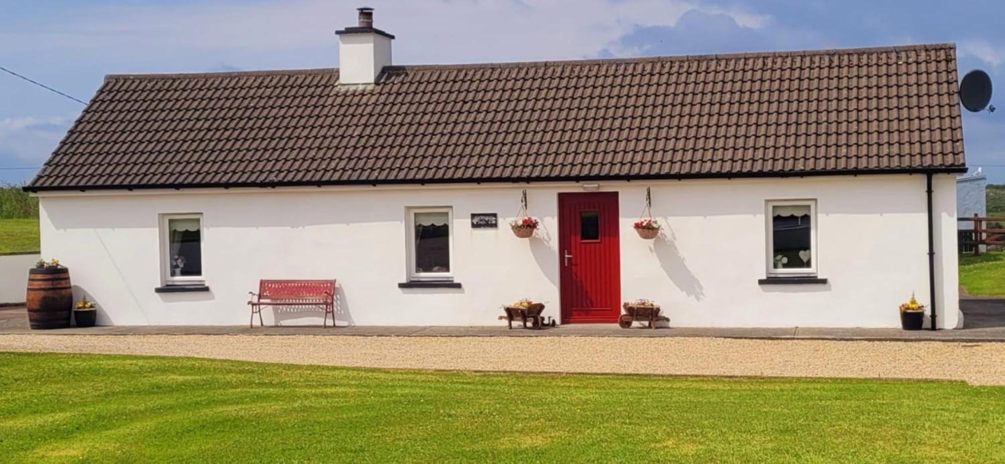Villa Granny Dens à Donegal Town Extérieur photo